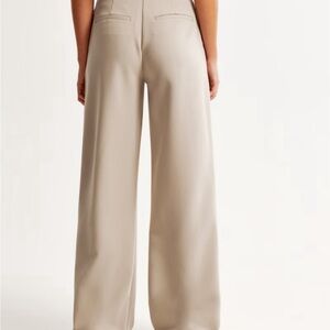 Curve Love A&F Sloane Tailored Pant